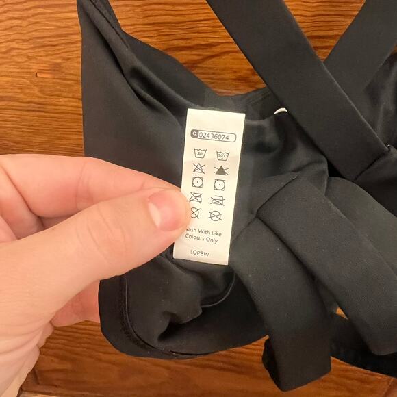 Halara sz S NWT Softlyzero Airy Square Neck Black Crisscross Cropped Tank Top - Picture 14 of 15